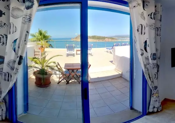 Chambre d'hôte bleue à Tabarka