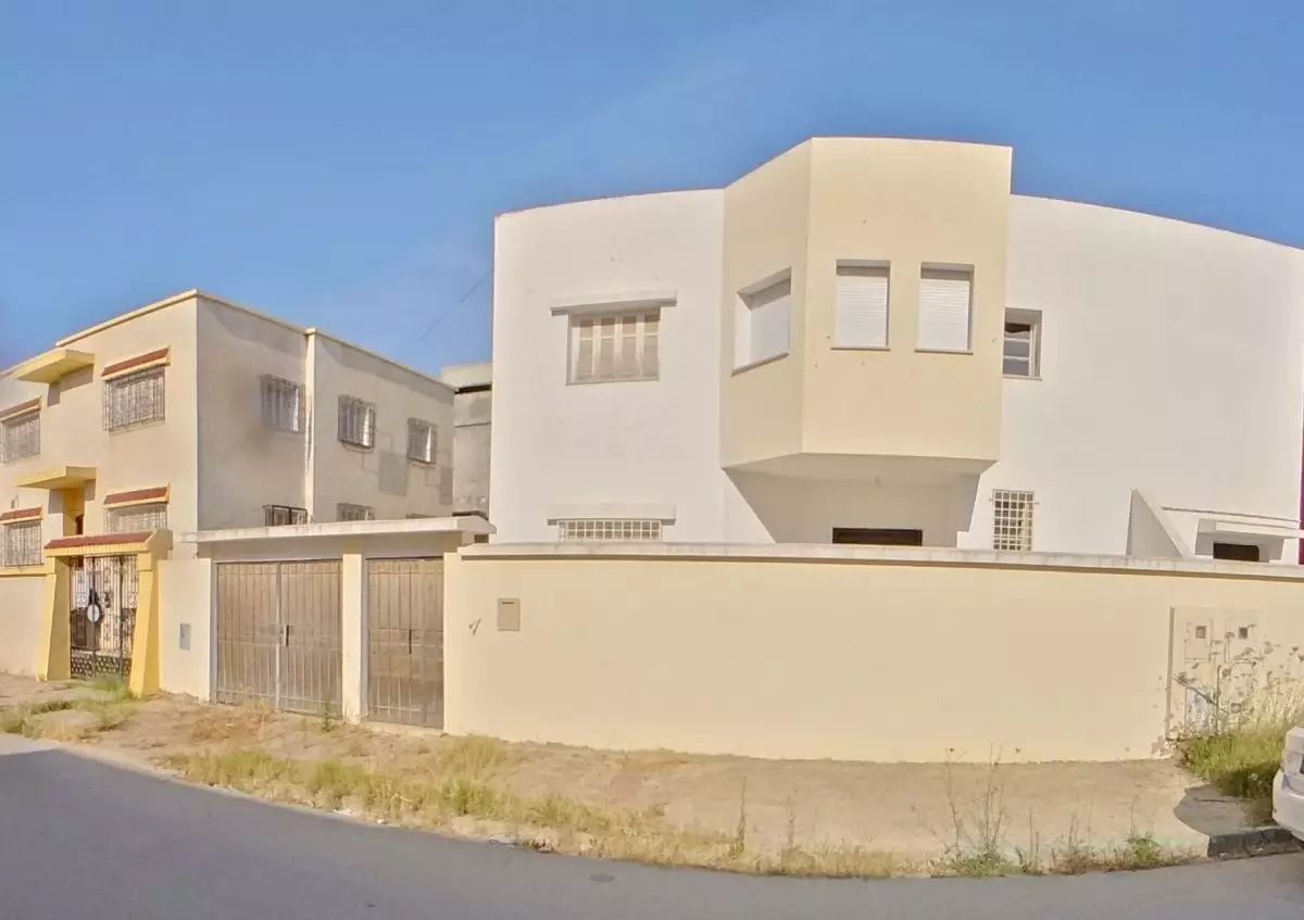 Villa 2 niveaux à Borj Cedria